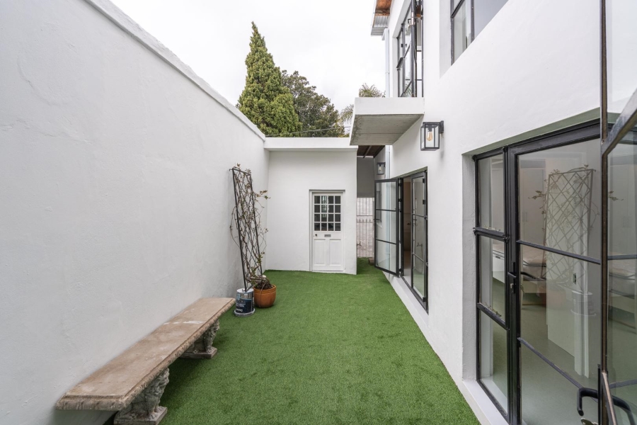 3 Bedroom Property for Sale in Gardens Western Cape